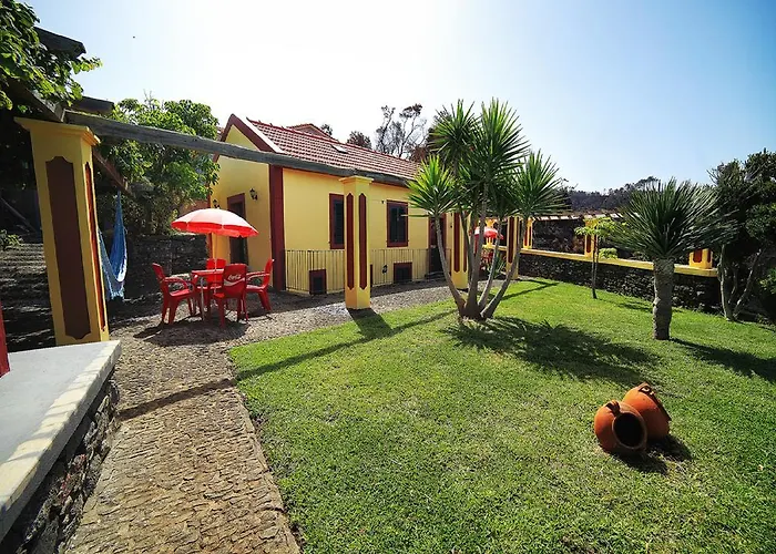 Herdade Do Pedregal * Ponta do Pargo